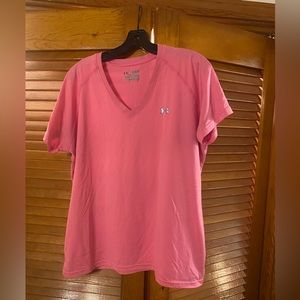 Under Armour semi fitted workout tee